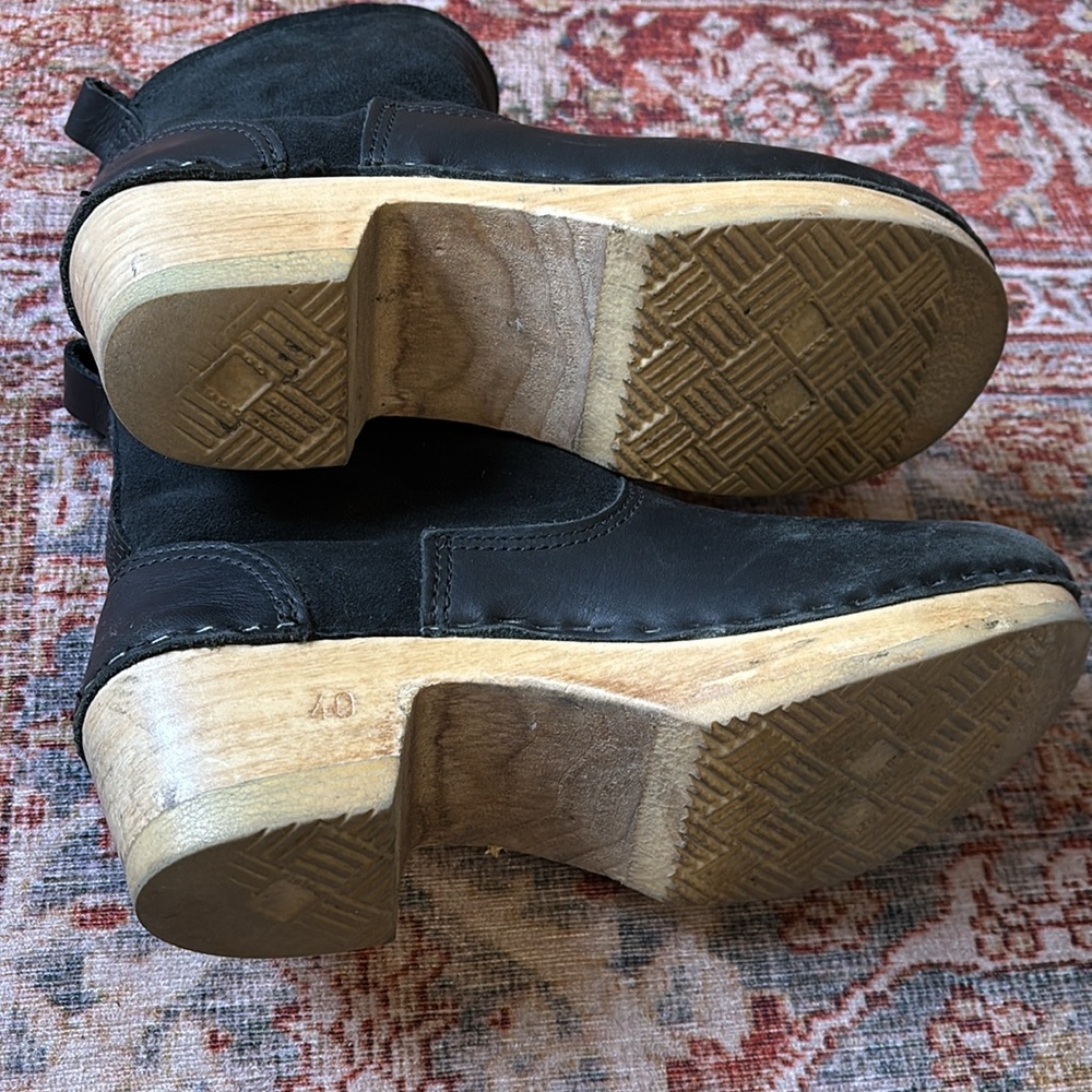 Size 40 No 6 Pull On Shearling Clog Boot In Mid H… - image 5